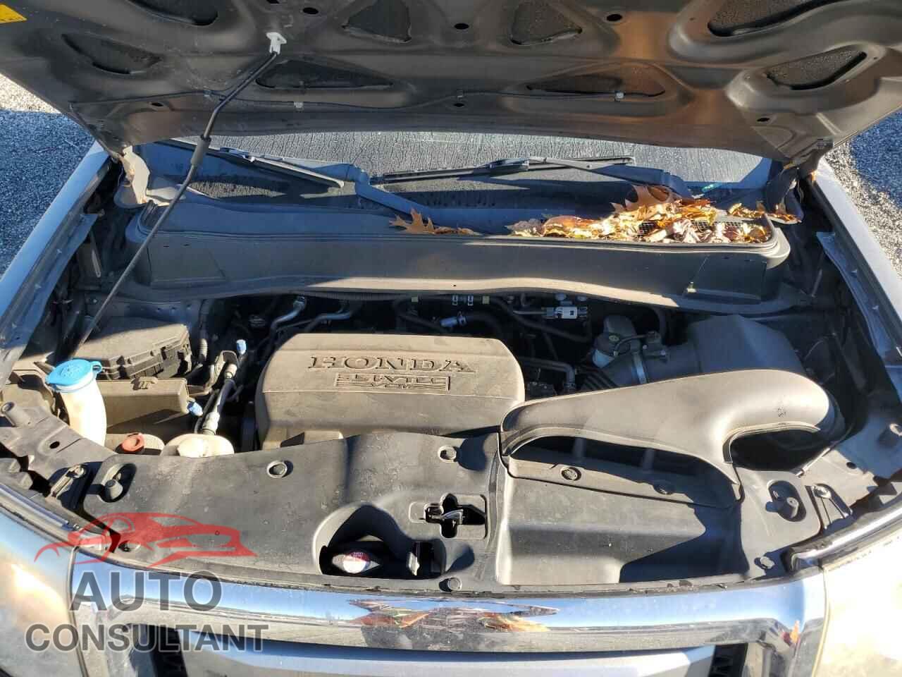HONDA PILOT 2011 - 5FNYF4H90BB067391