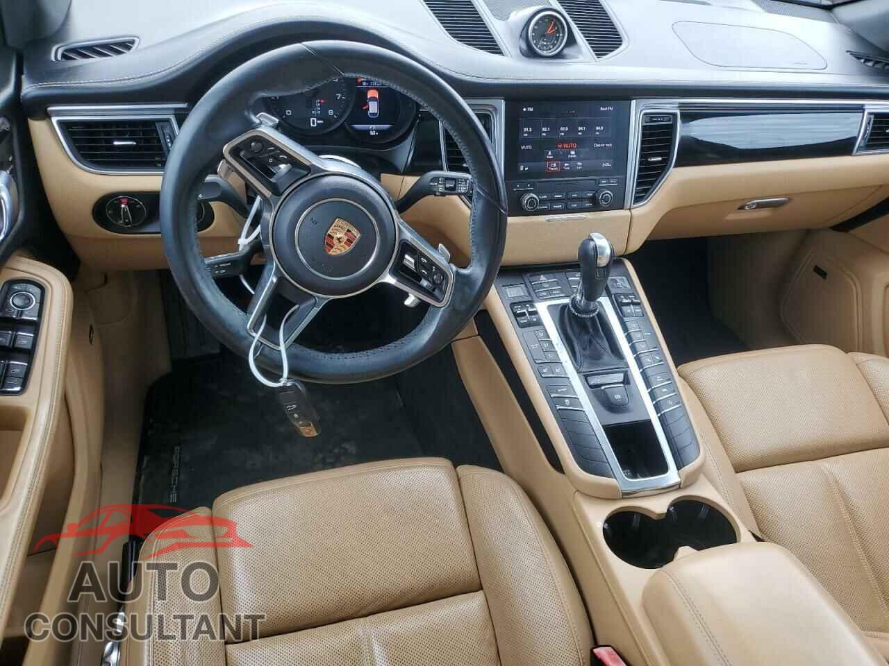 PORSCHE MACAN 2017 - WP1AA2A50HLB05816