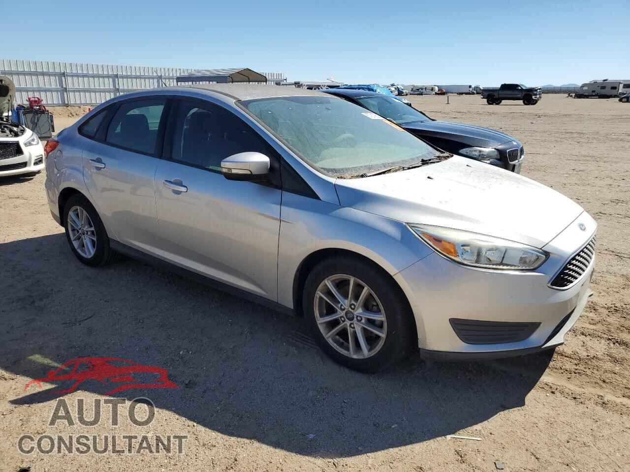 FORD FOCUS 2015 - 1FADP3F28FL256245