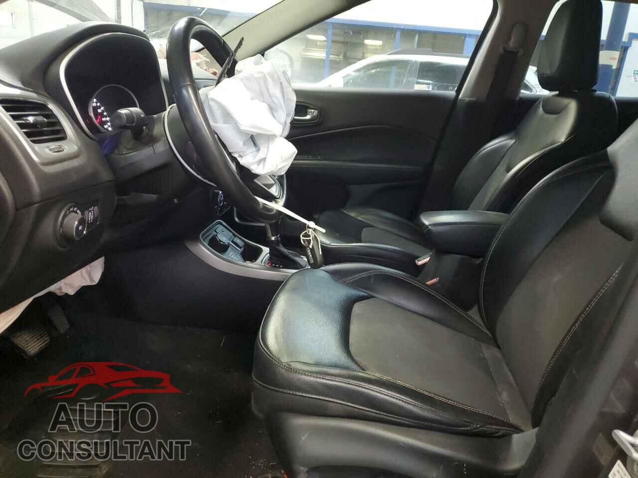JEEP COMPASS 2017 - 3C4NJDBB6HT664746