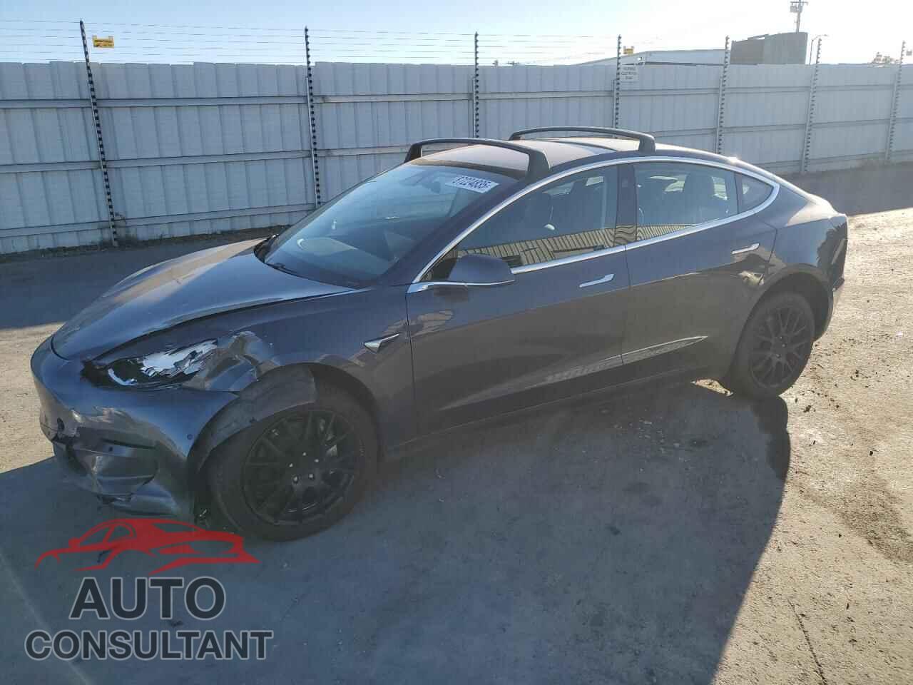 TESLA MODEL 3 2018 - 5YJ3E1EB7JF073724