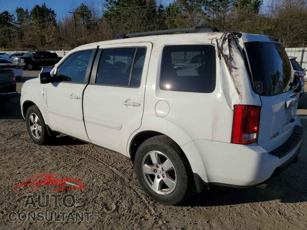 HONDA PILOT 2011 - 5FNYF4H45BB057265