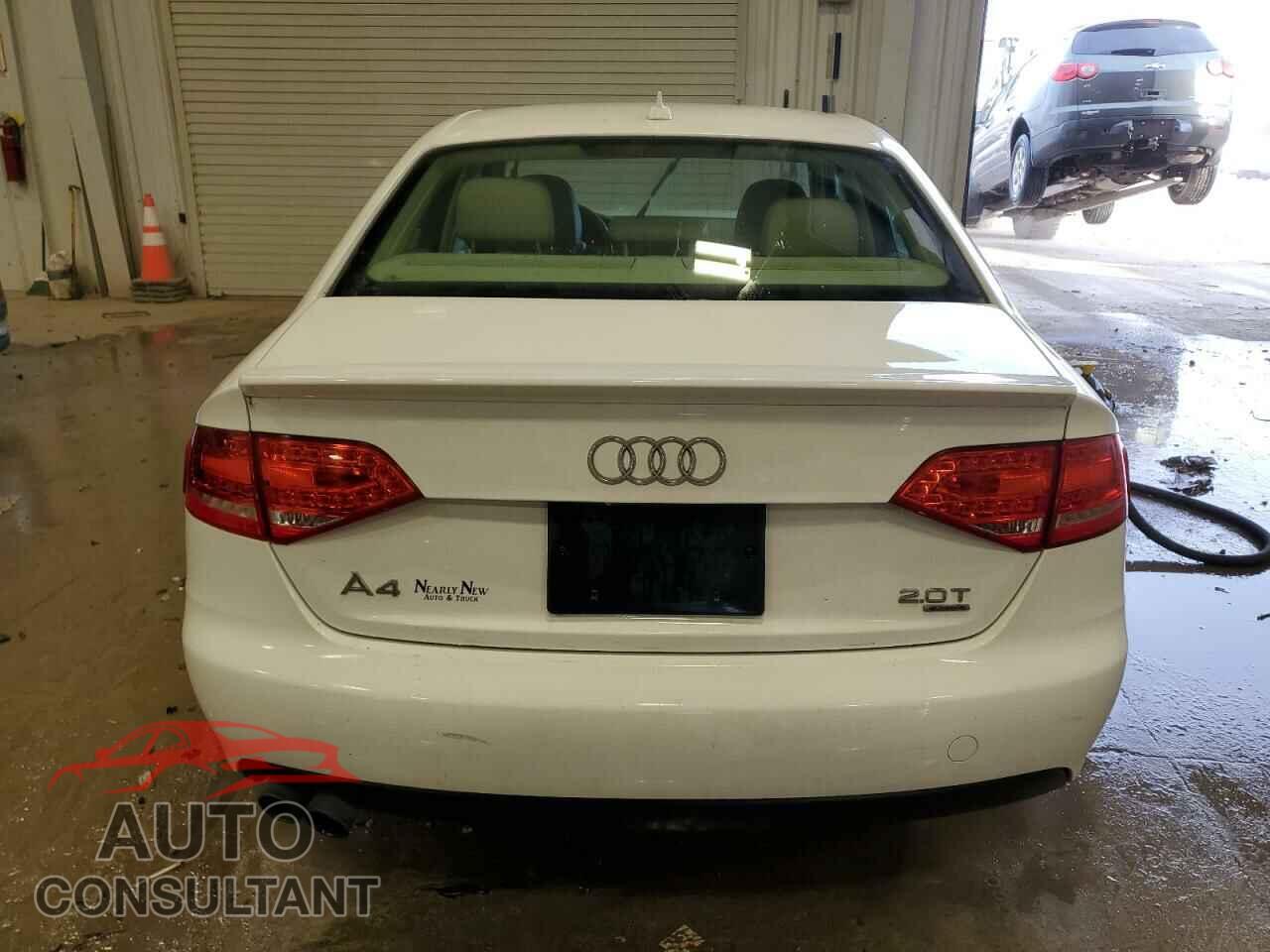 AUDI A4 2012 - WAUDFAFL9CA116509