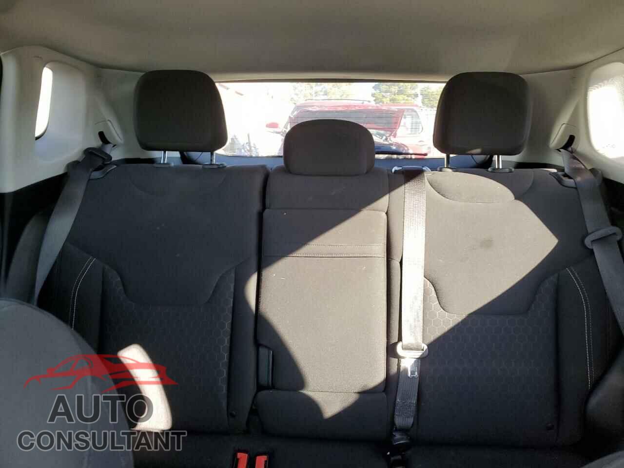 JEEP COMPASS 2017 - 3C4NJCAB1HT672619