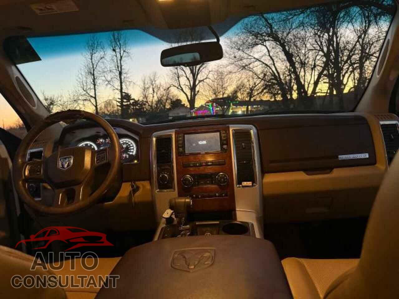DODGE RAM 1500 2012 - 1C6RD7NT9CS204660
