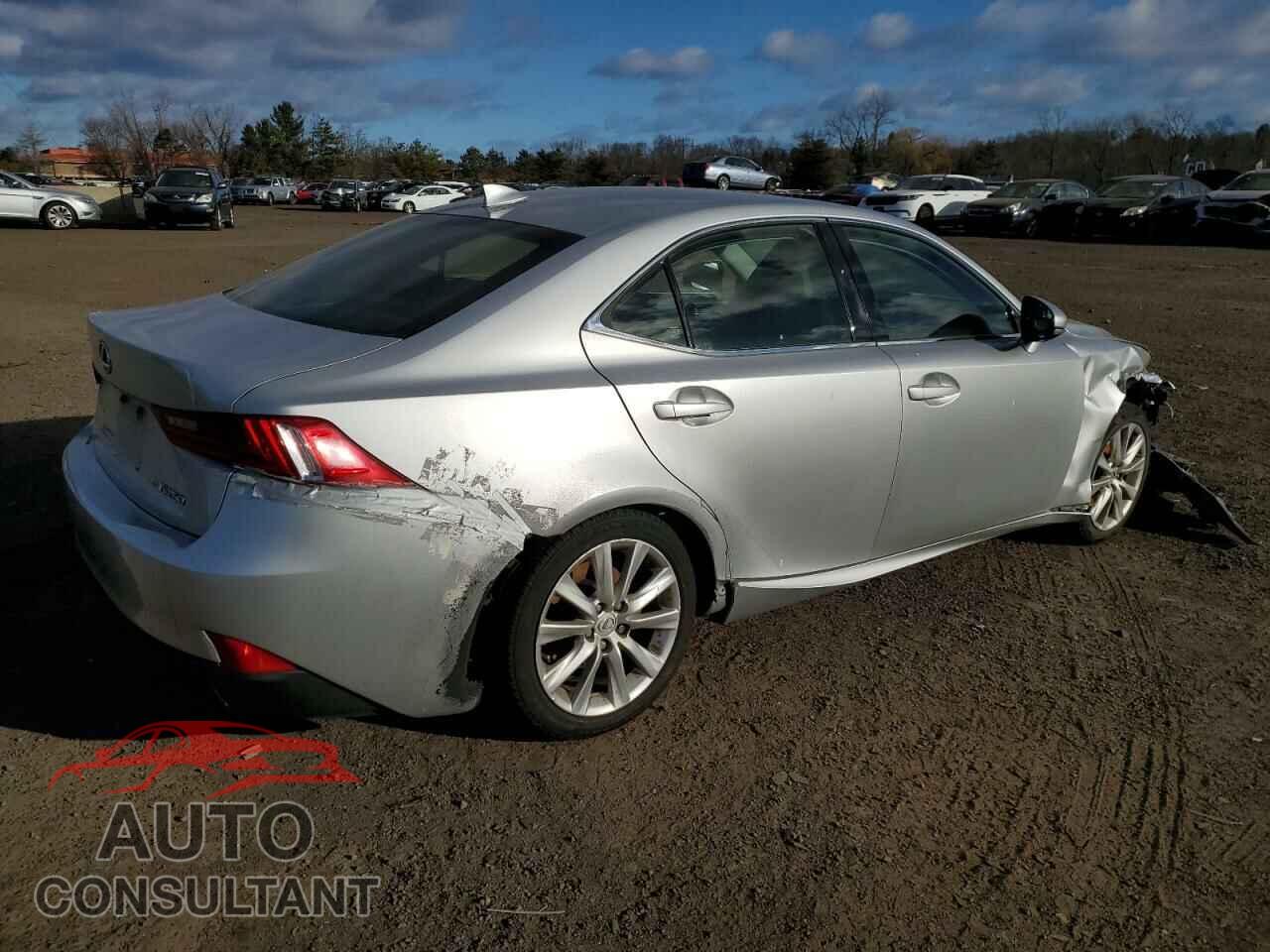 LEXUS IS 2015 - JTHCF1D2XF5028525