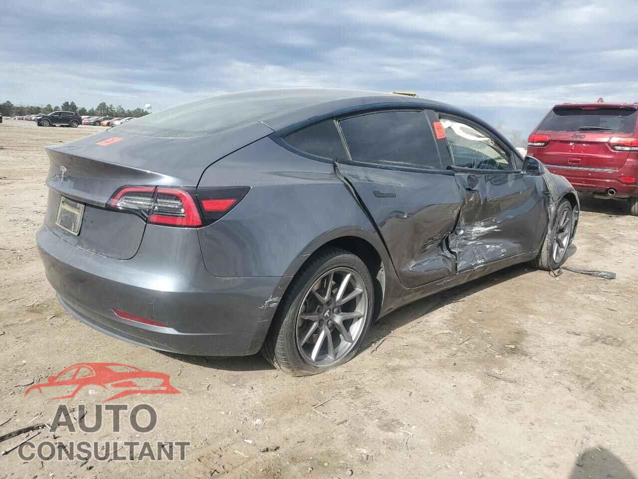 TESLA MODEL 3 2023 - 5YJ3E1EA9PF400298