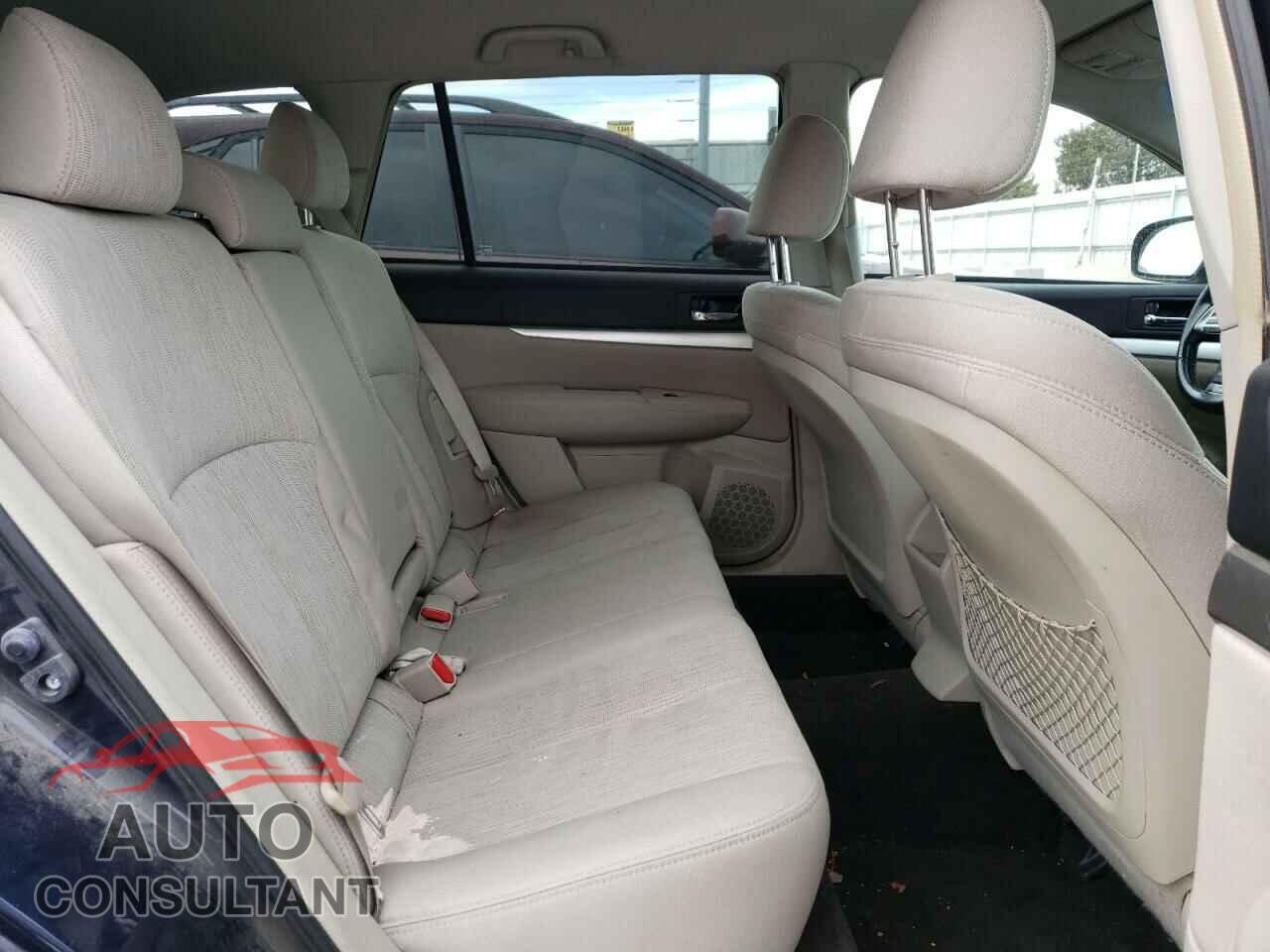 SUBARU OUTBACK 2013 - 4S4BRBCC4D3286709