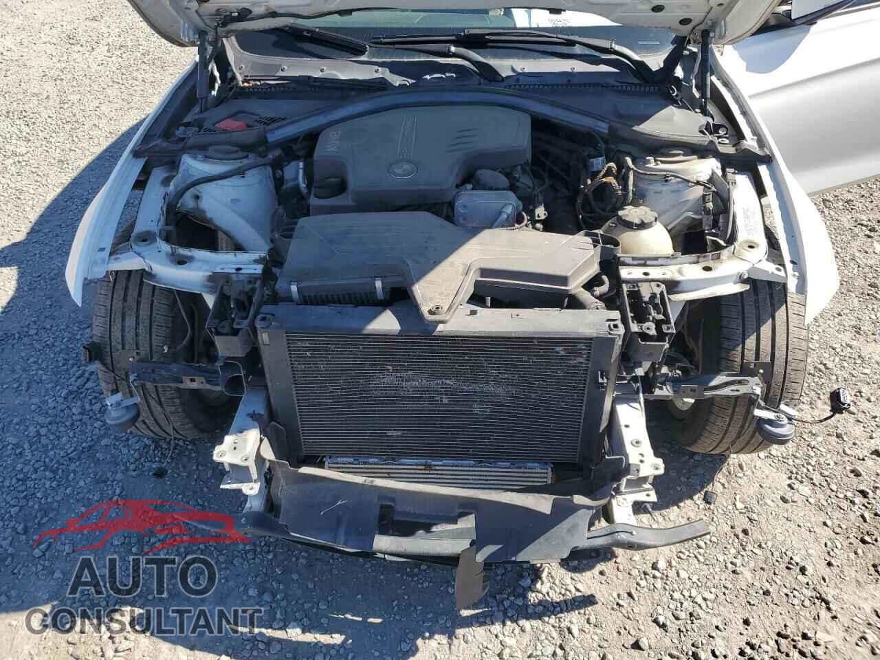 BMW 3 SERIES 2014 - WBA3C3C56EF983457