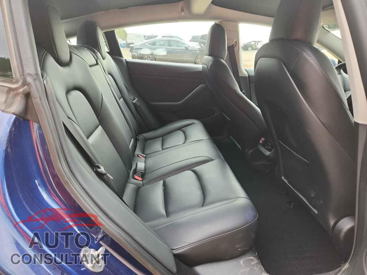 TESLA MODEL 3 2022 - 5YJ3E1EA4NF319383