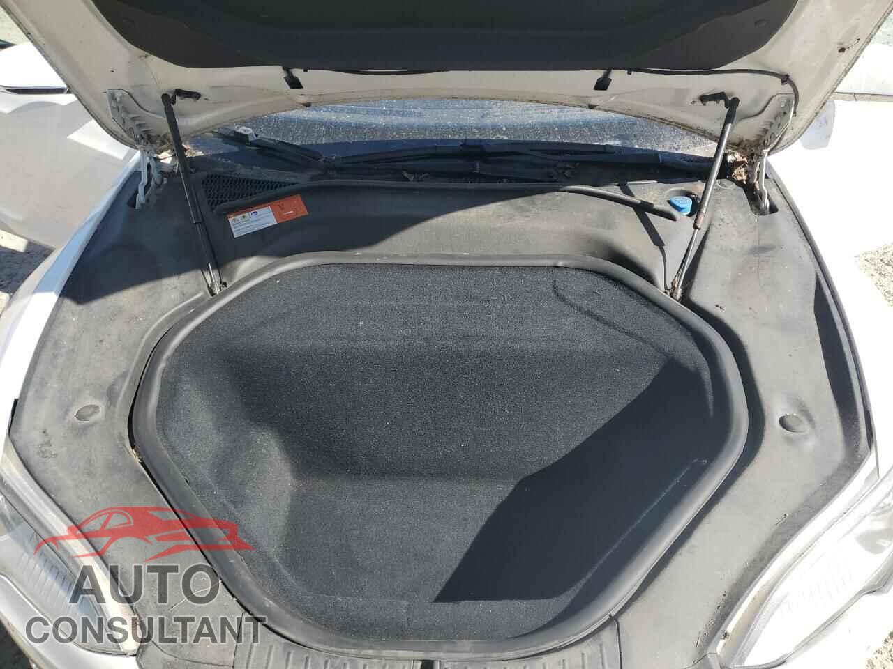 TESLA MODEL S 2015 - 5YJSA1E2XFF115821