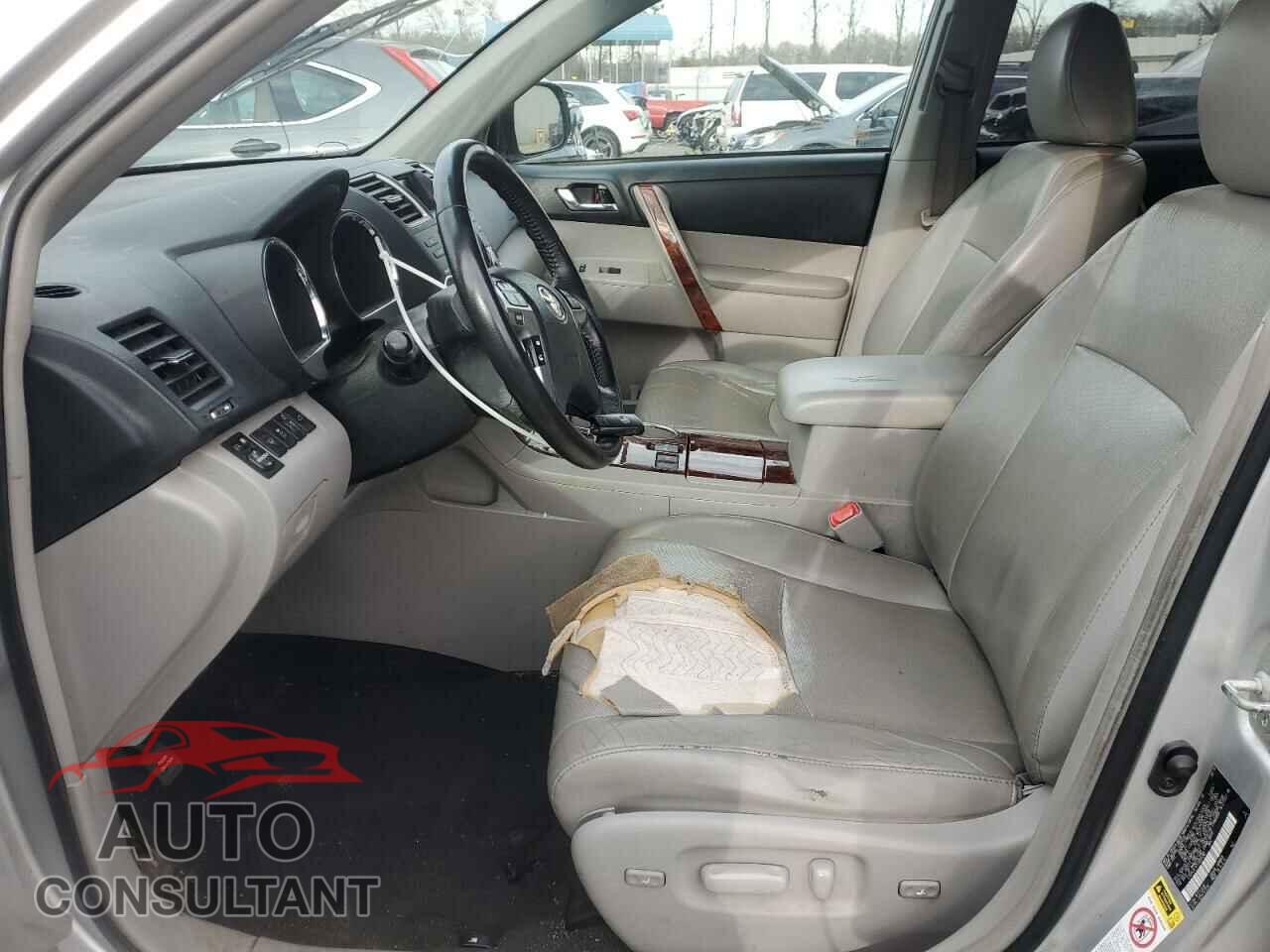 TOYOTA HIGHLANDER 2012 - 5TDYK3EH7CS080282