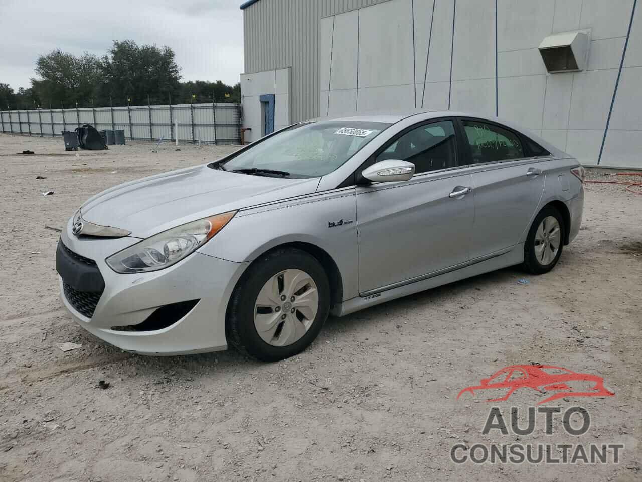 HYUNDAI SONATA 2013 - KMHEC4A45DA093986