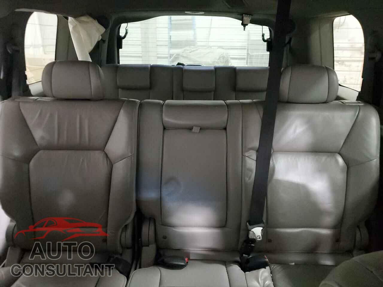 HONDA PILOT 2011 - 5FNYF4H66BB094441