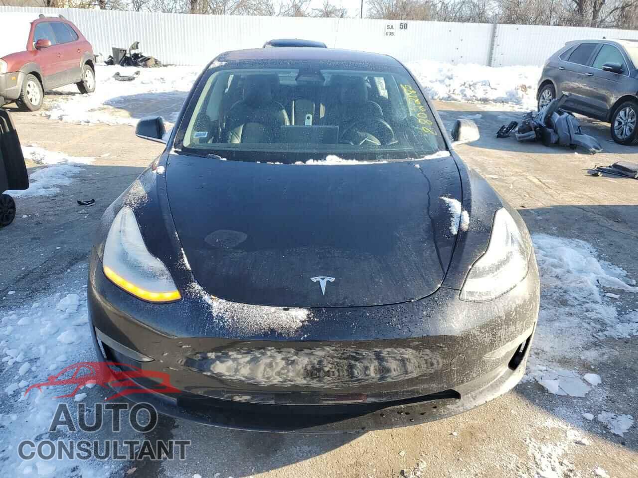 TESLA MODEL 3 2018 - 5YJ3E1EB3JF116455