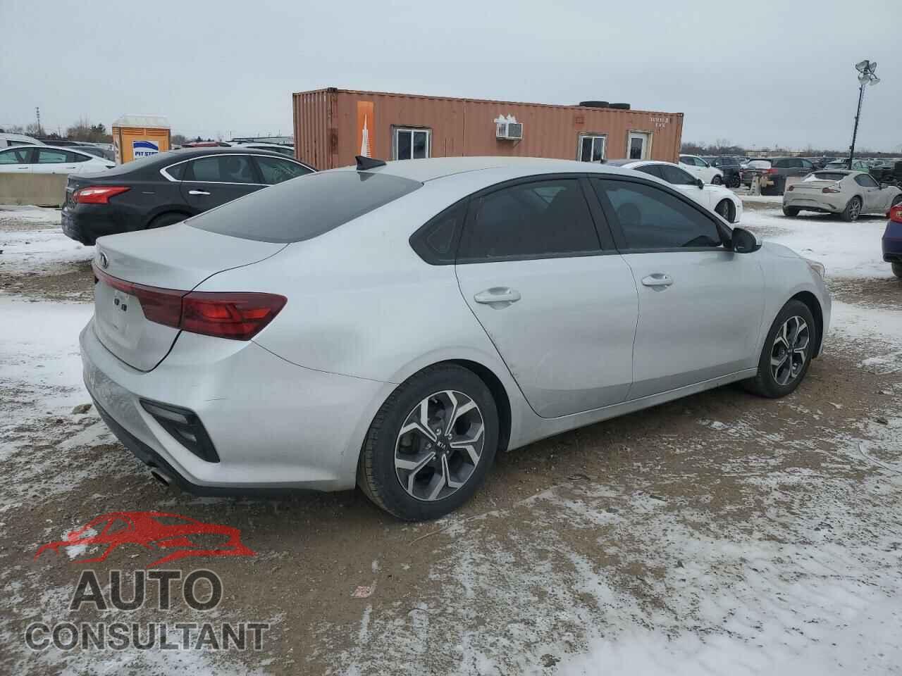 KIA FORTE 2021 - 3KPF24AD7ME307563