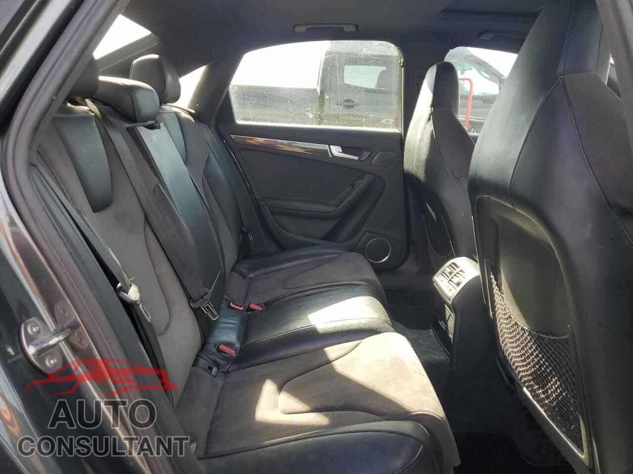 AUDI S4/RS4 2015 - WAUBGAFL7FA076570