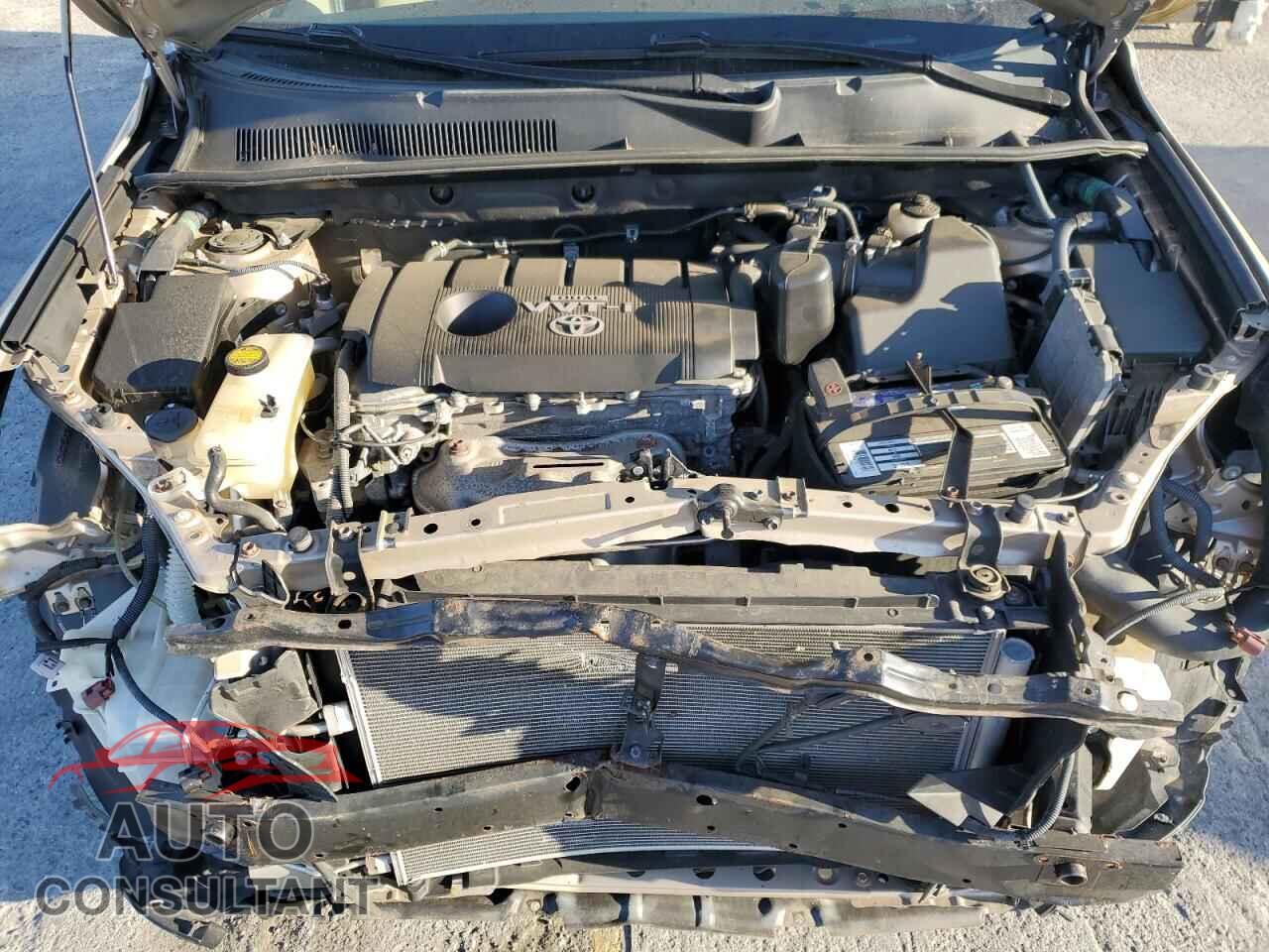 TOYOTA RAV4 2011 - 2T3BF4DV8BW100334
