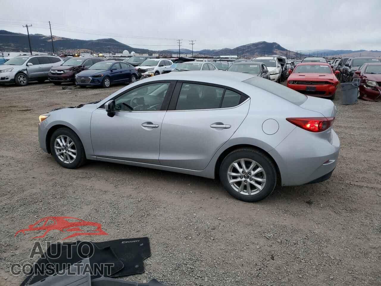 MAZDA 3 2017 - 3MZBN1U7XHM102984