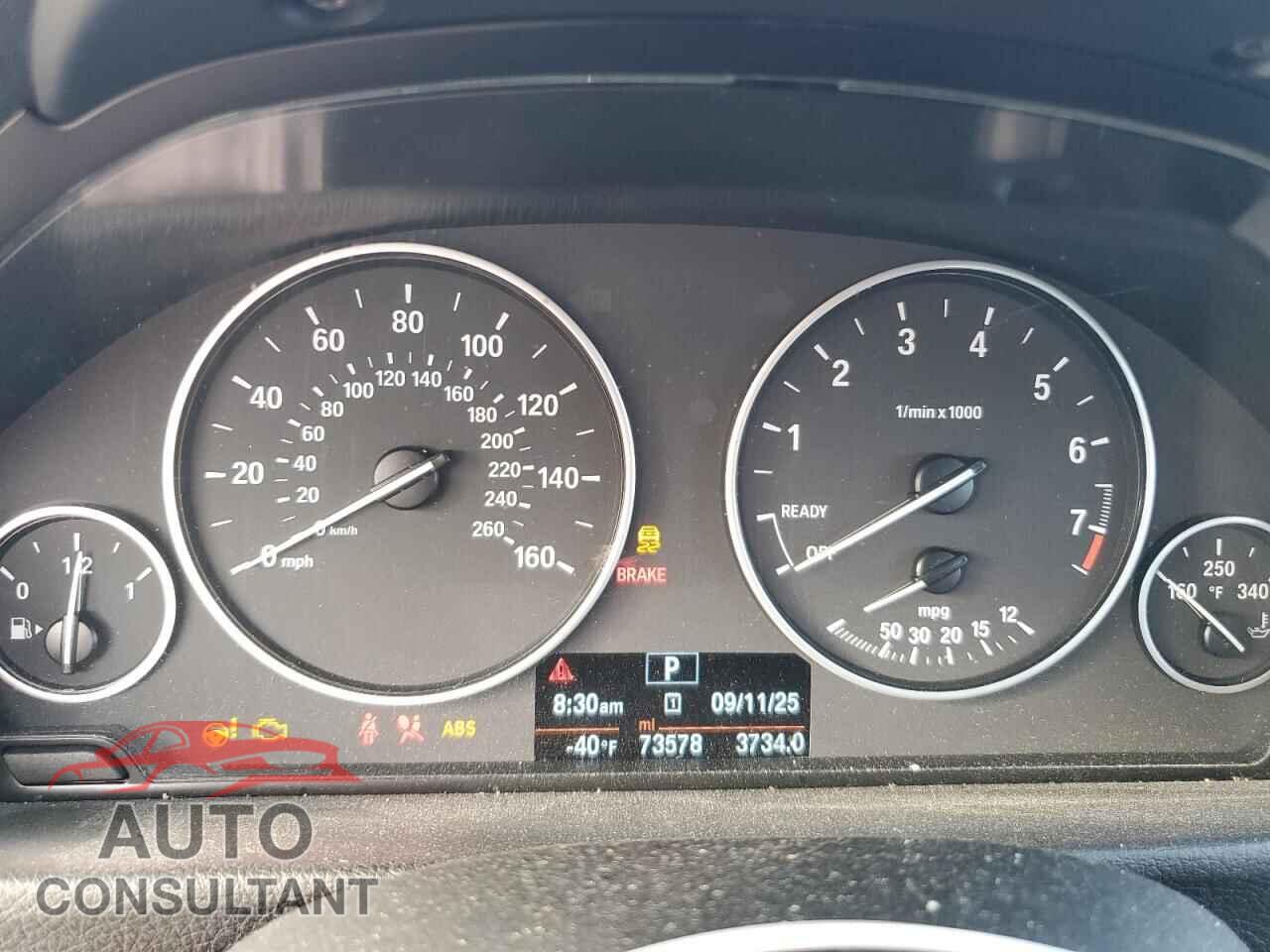BMW 3 SERIES 2017 - WBA8A3C36HA067194