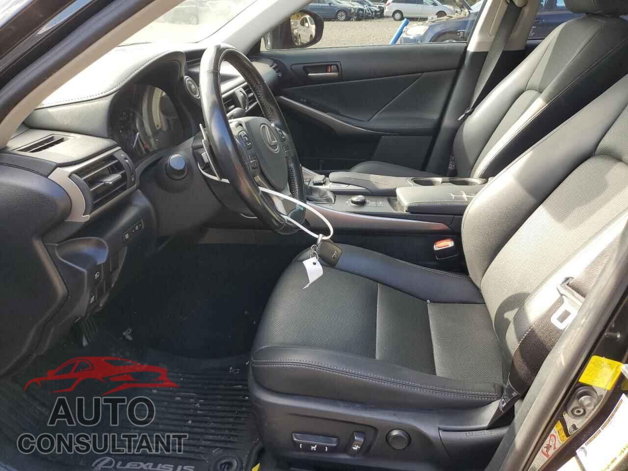 LEXUS IS 2017 - JTHCM1D23H5015706