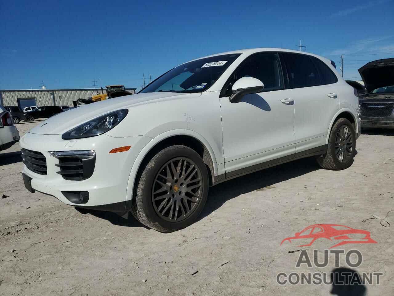 PORSCHE CAYENNE 2017 - WP1AA2A28HKA89831