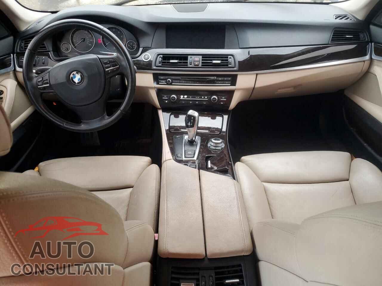 BMW 5 SERIES 2011 - WBAFR7C54BC800556