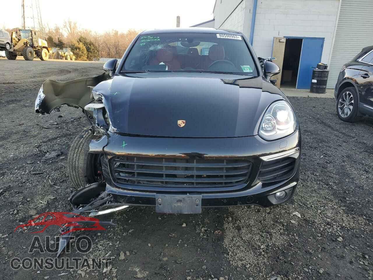 PORSCHE CAYENNE 2017 - WP1AA2A24HKA83301