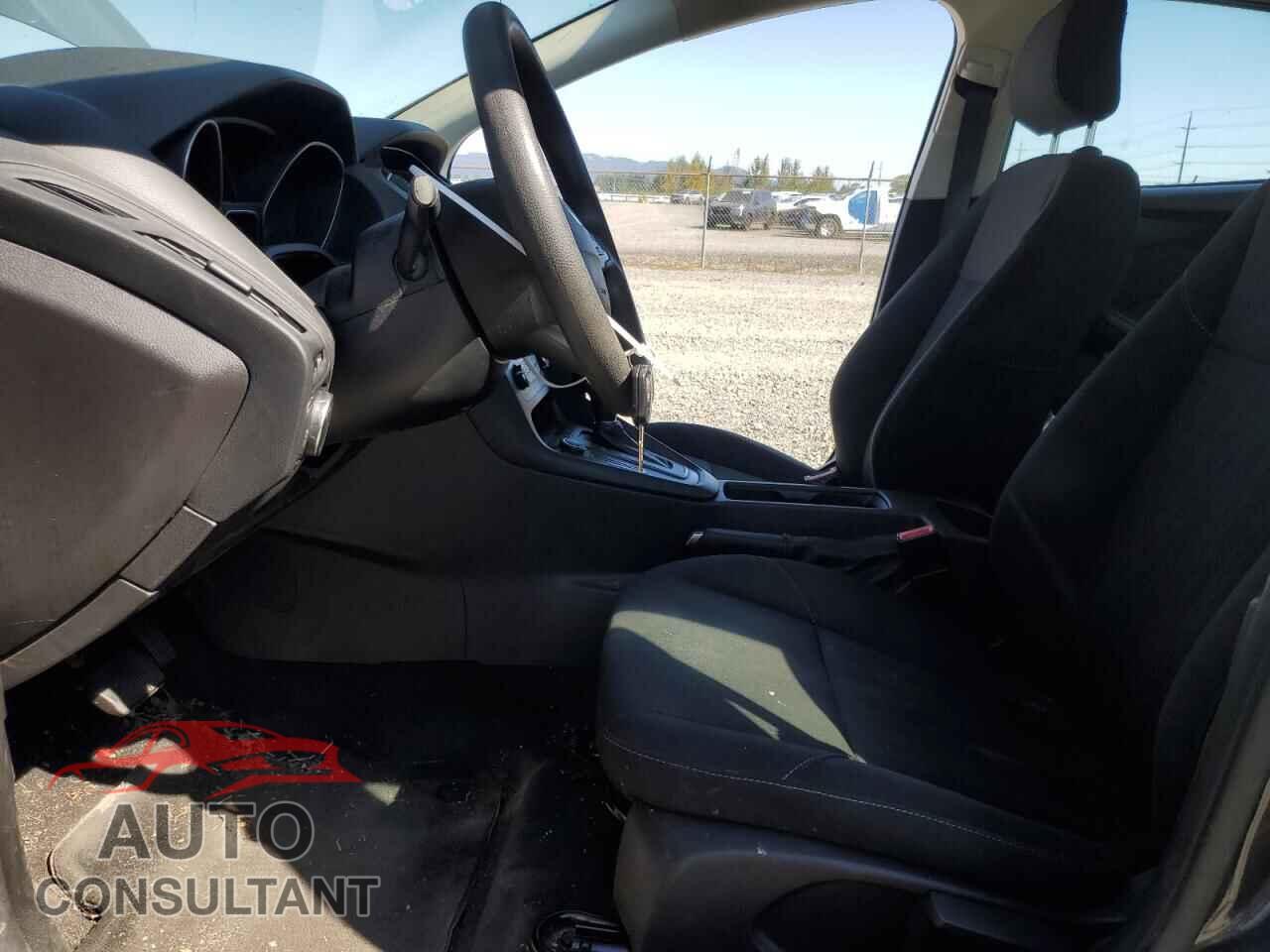FORD FOCUS 2017 - 1FADP3E24HL344424