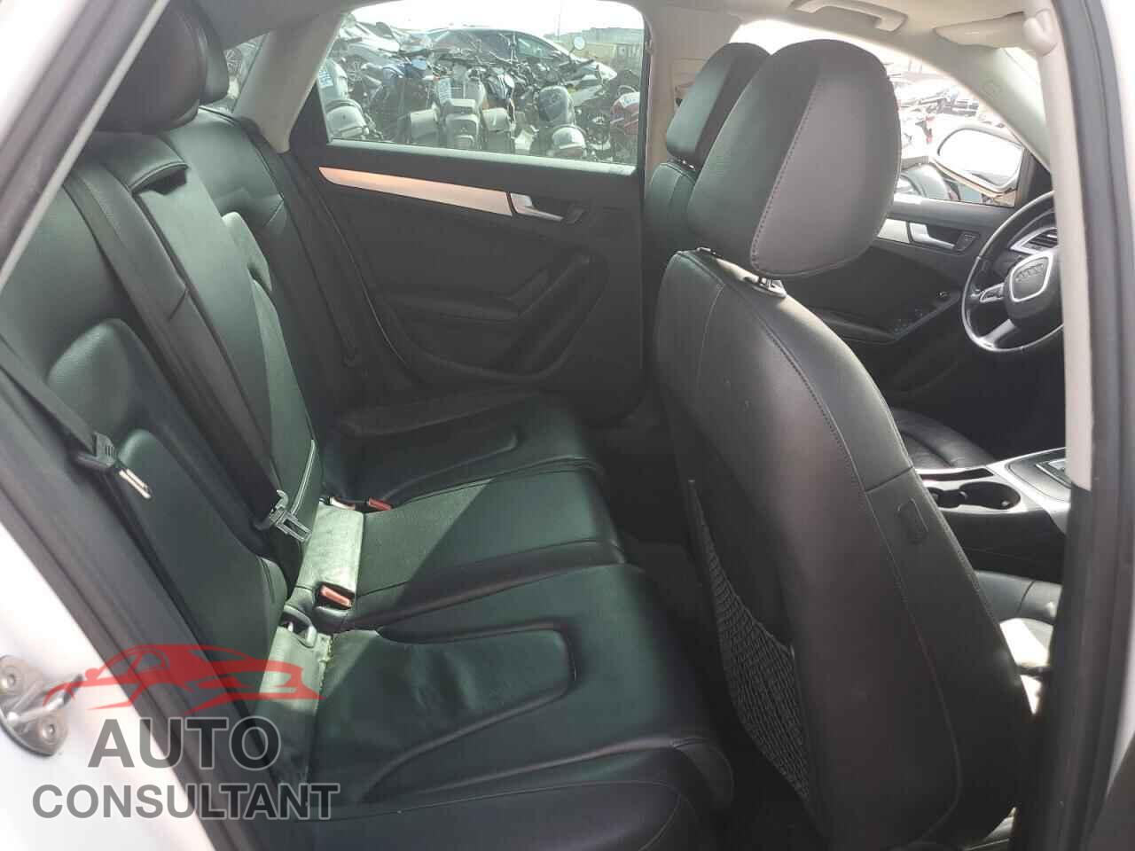 AUDI A4 2012 - WAUAFAFL1CN015265