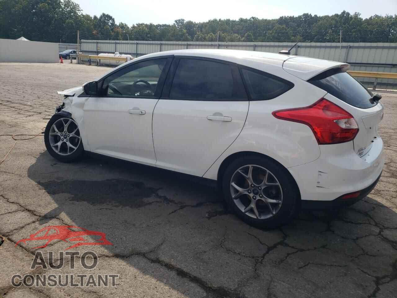 FORD FOCUS 2014 - 1FADP3K21EL213452
