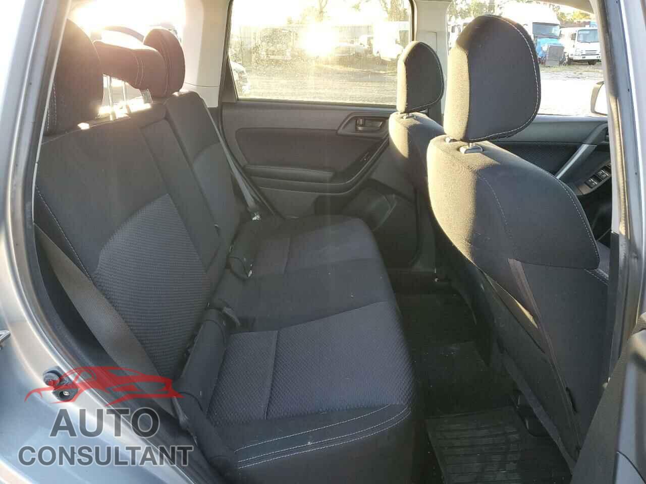 SUBARU FORESTER 2017 - JF2SJAEC6HH521141