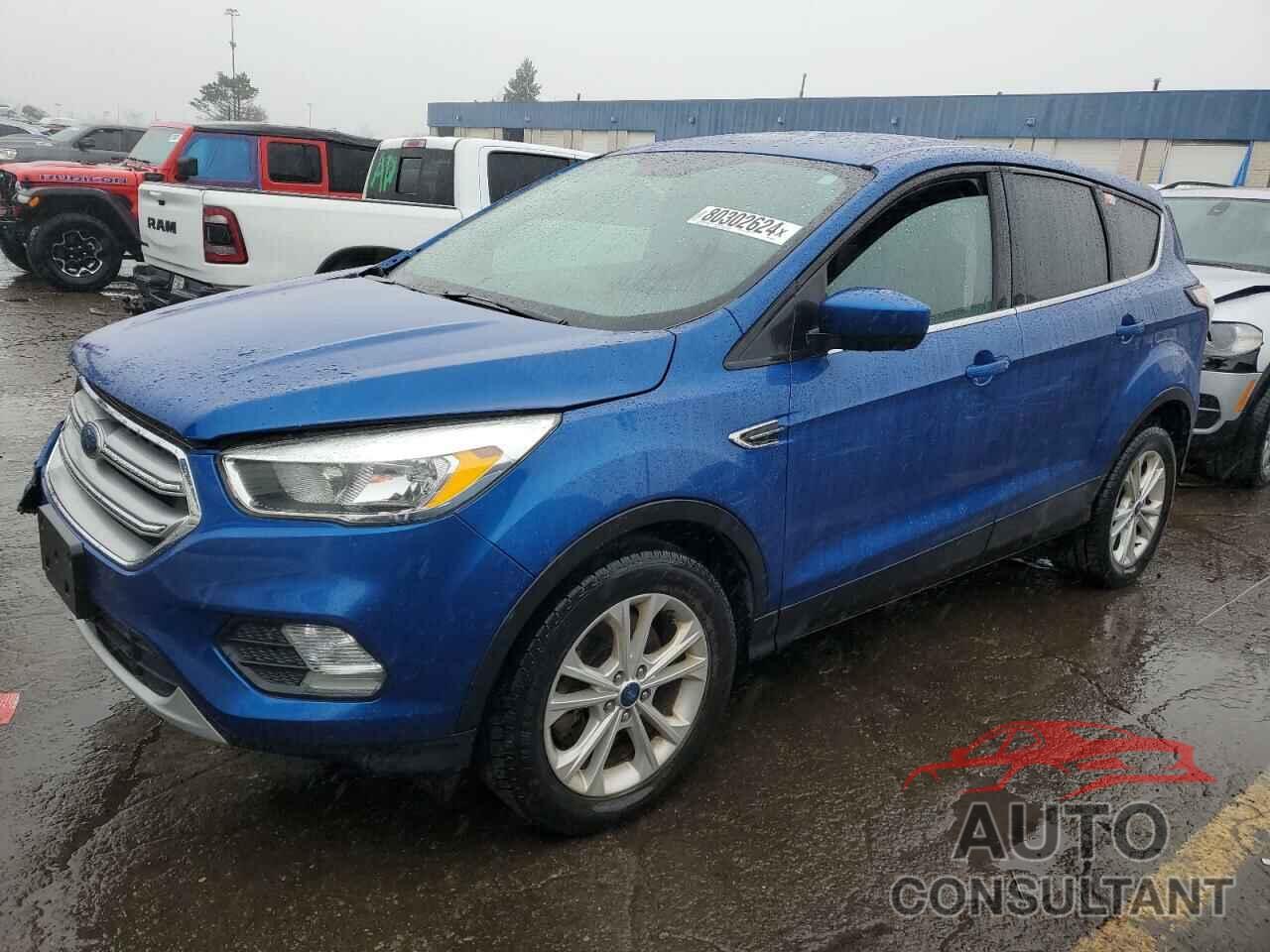 FORD ESCAPE 2017 - 1FMCU9GD8HUD06829