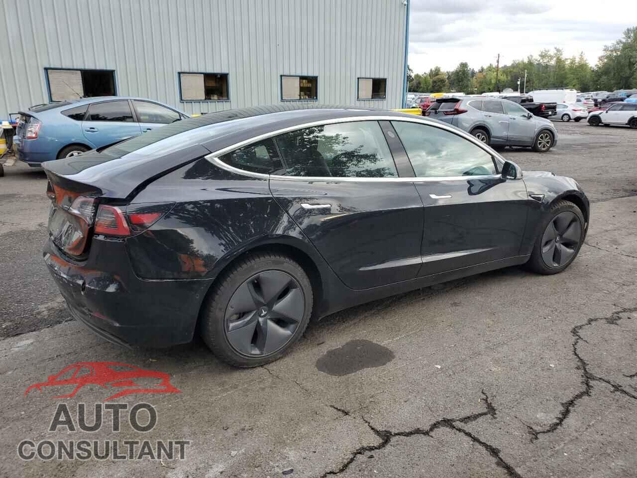 TESLA MODEL 3 2018 - 5YJ3E1EB3JF092982
