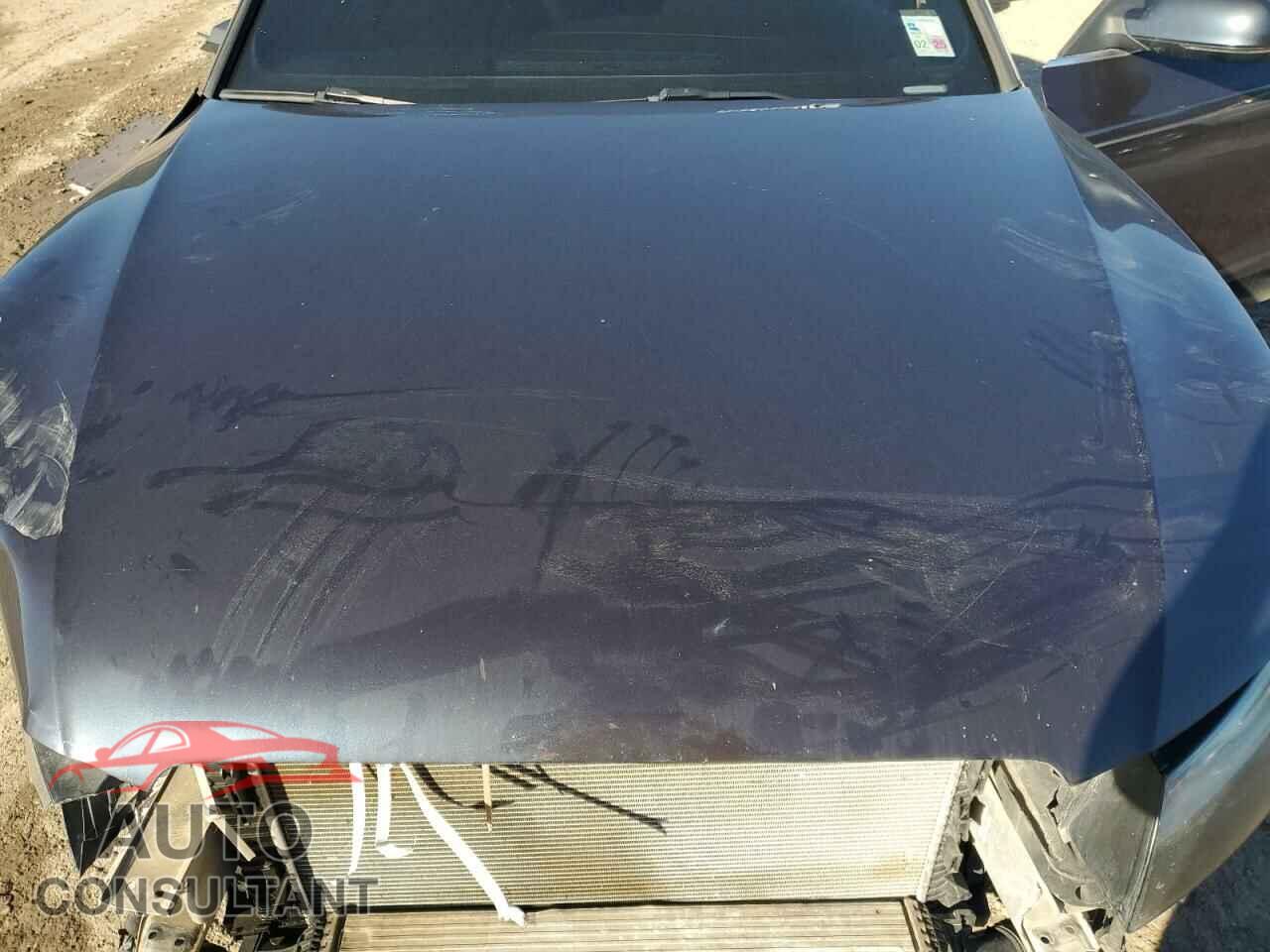 AUDI A5 2012 - WAULFAFR0CA042056