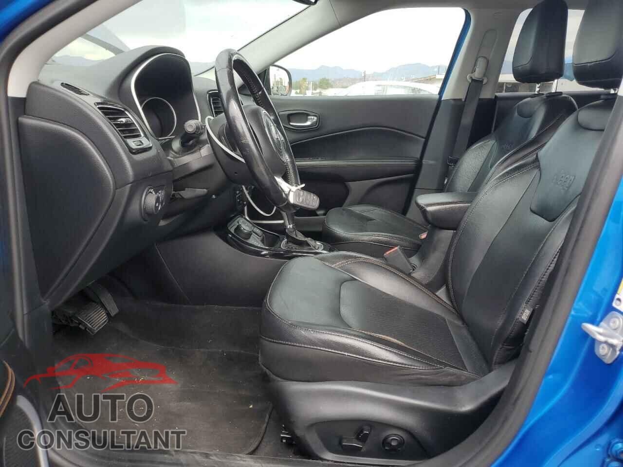 JEEP COMPASS 2019 - 3C4NJDCB0KT650007