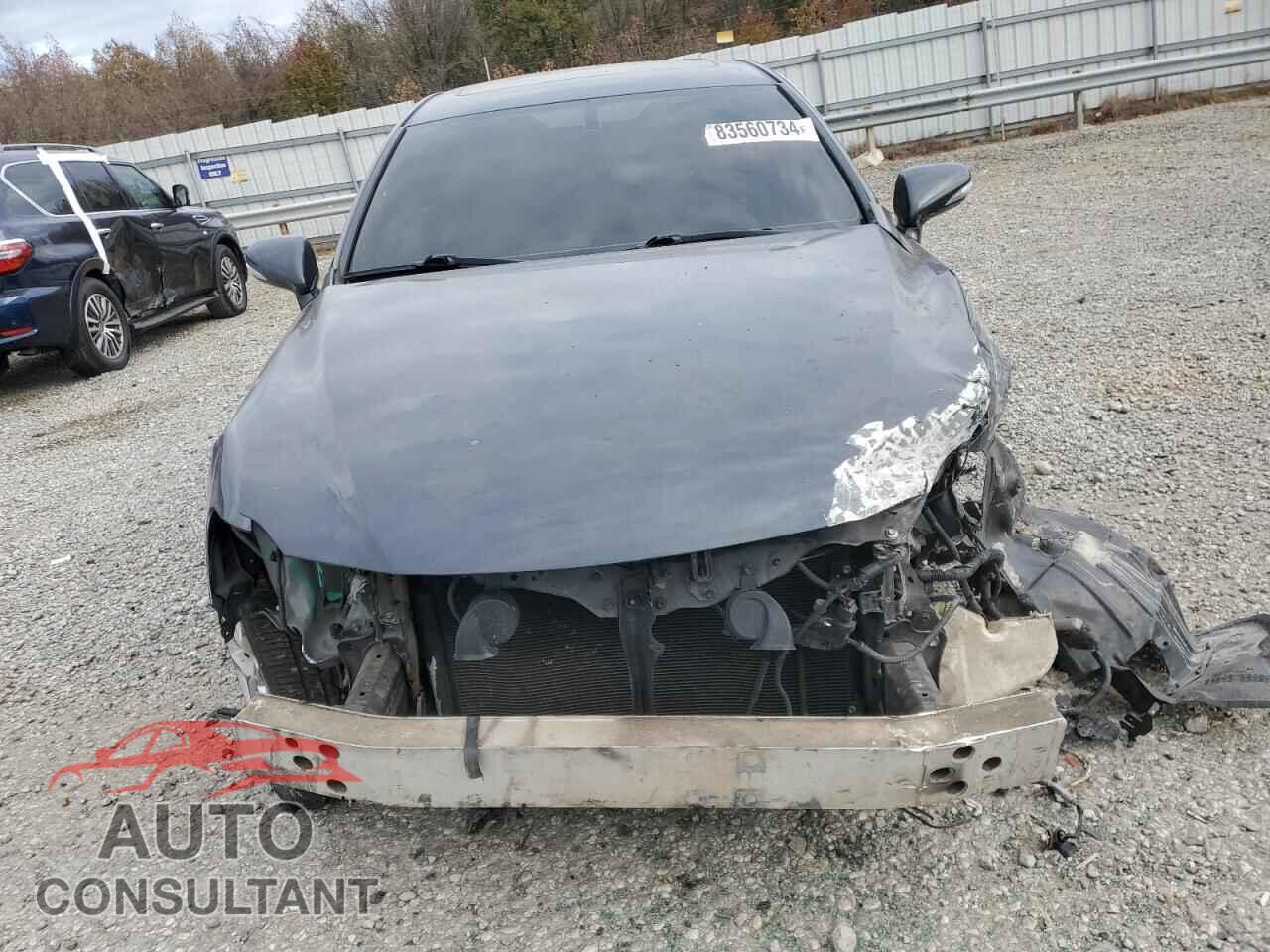 LEXUS IS 2011 - JTHCF5C26B5051738