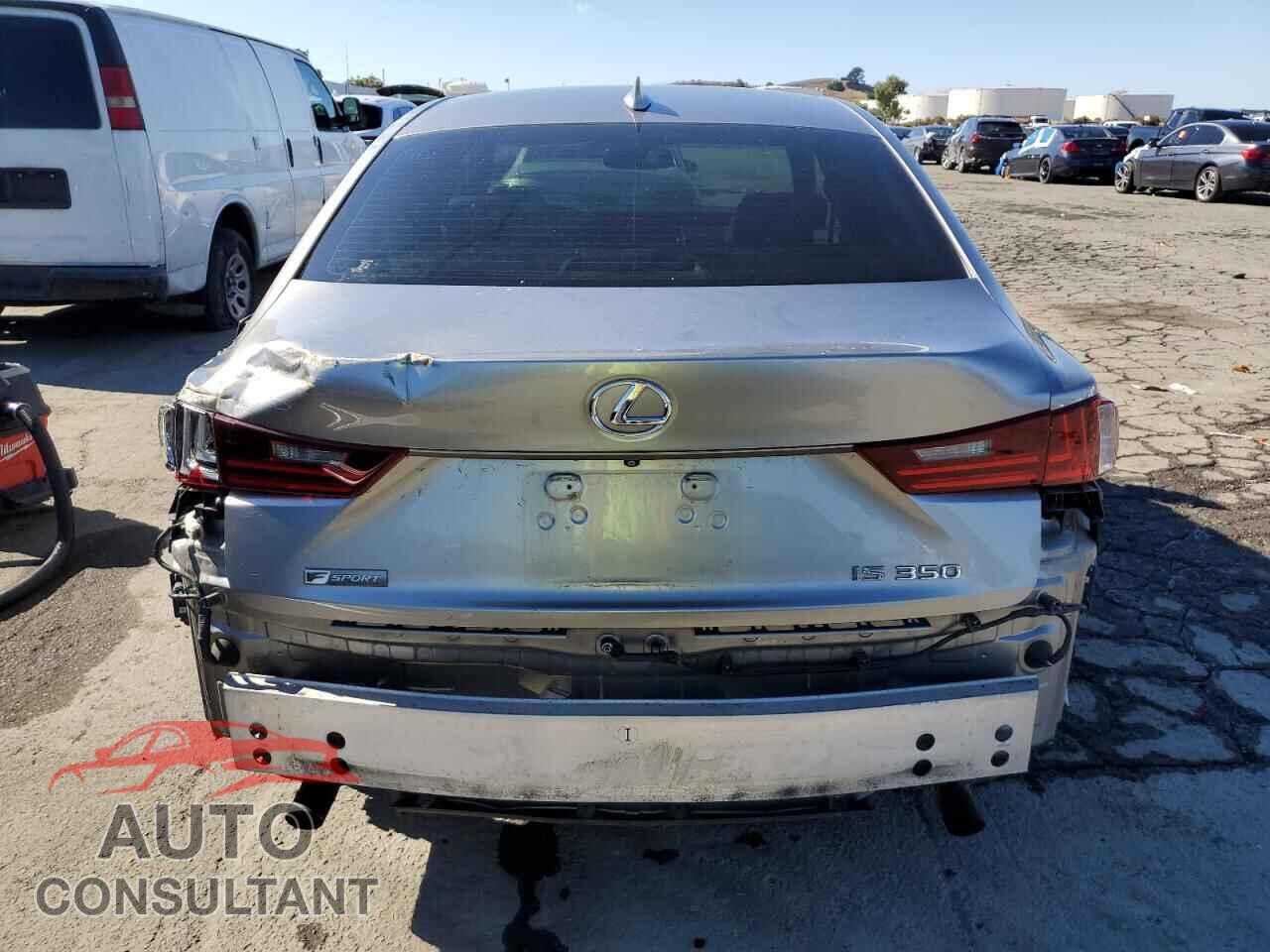 LEXUS IS 2015 - JTHBE1D20F5020237