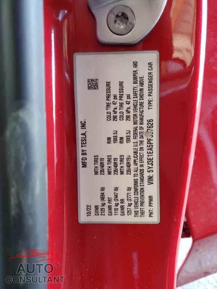TESLA MODEL 3 2023 - 5YJ3E1EA5PF397626