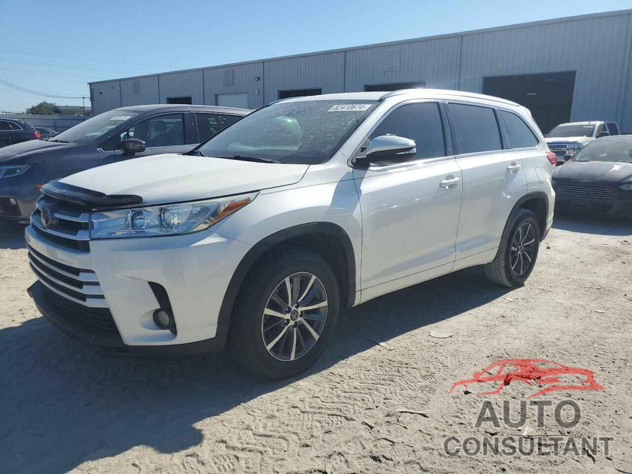 TOYOTA HIGHLANDER 2018 - 5TDKZRFH9JS527842
