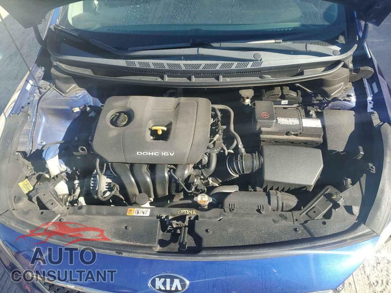 KIA FORTE 2017 - 3KPFK4A76HE038942