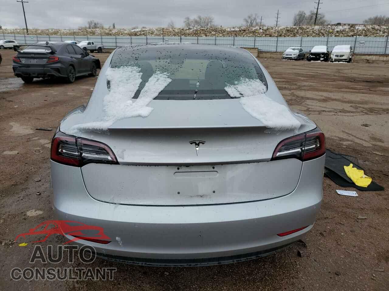 TESLA MODEL 3 2018 - 5YJ3E1EB6JF091289
