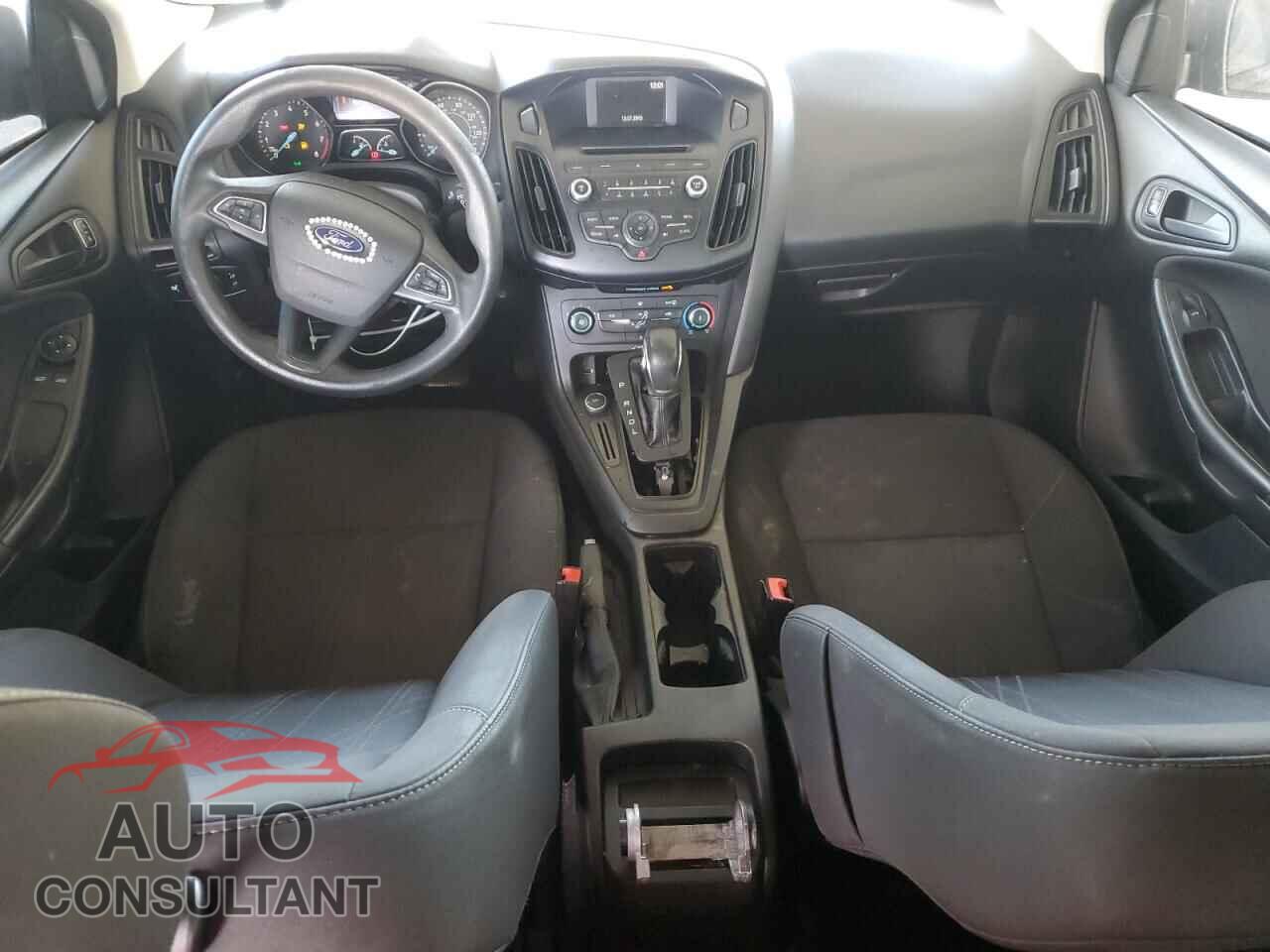 FORD FOCUS 2016 - 1FADP3E20GL256985