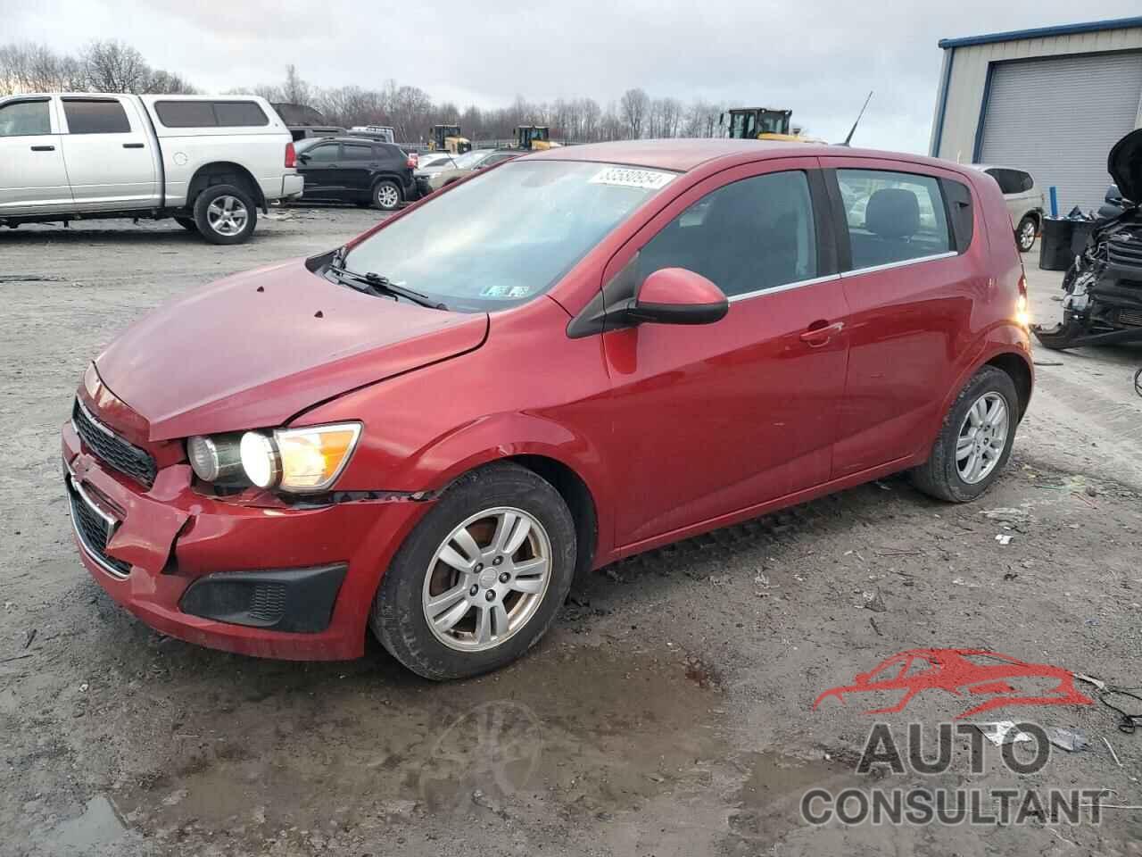 CHEVROLET SONIC 2013 - 1G1JC6SG2D4110323