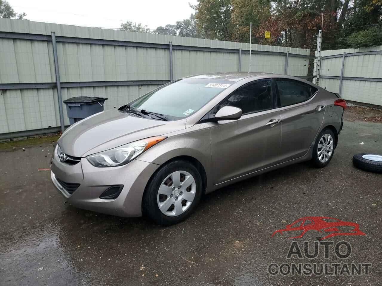 HYUNDAI ELANTRA 2013 - 5NPDH4AE4DH158717