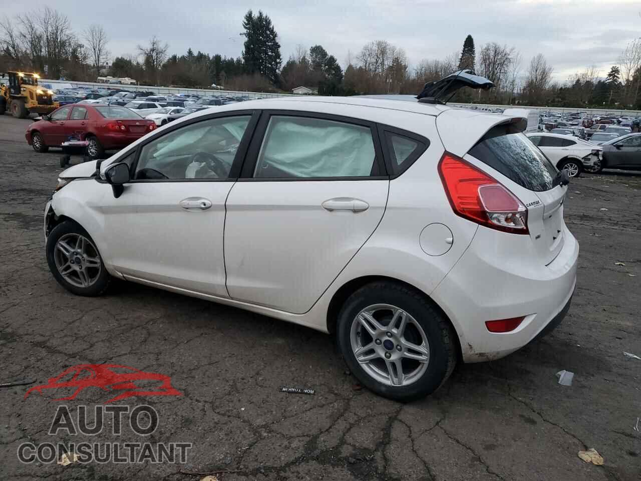FORD FIESTA 2017 - 3FADP4EJ9HM168577