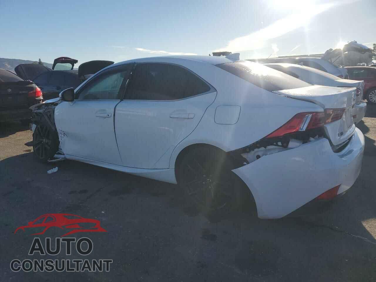 LEXUS IS 2016 - JTHBA1D26G5024161