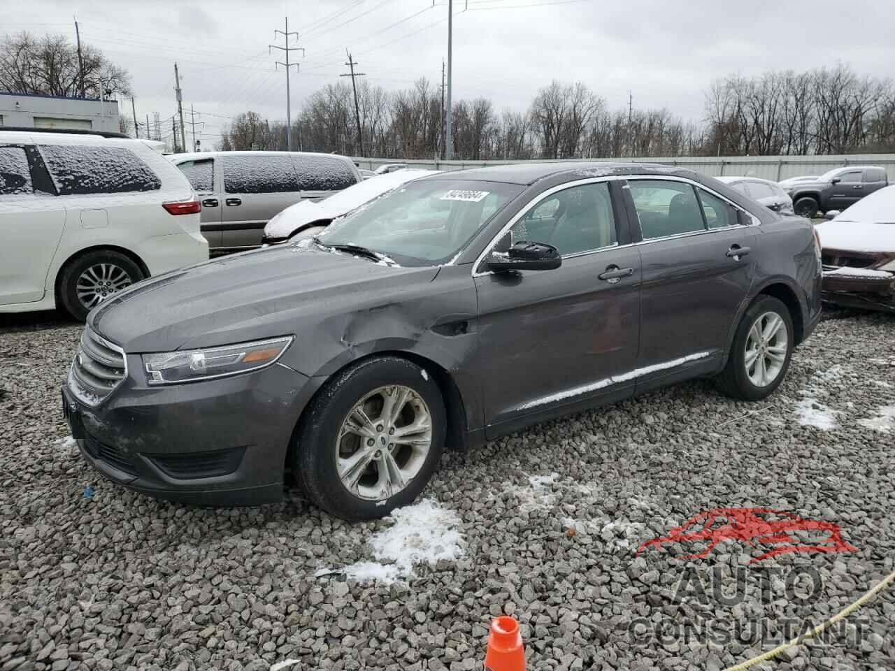 FORD TAURUS 2018 - 1FAHP2D87JG136439