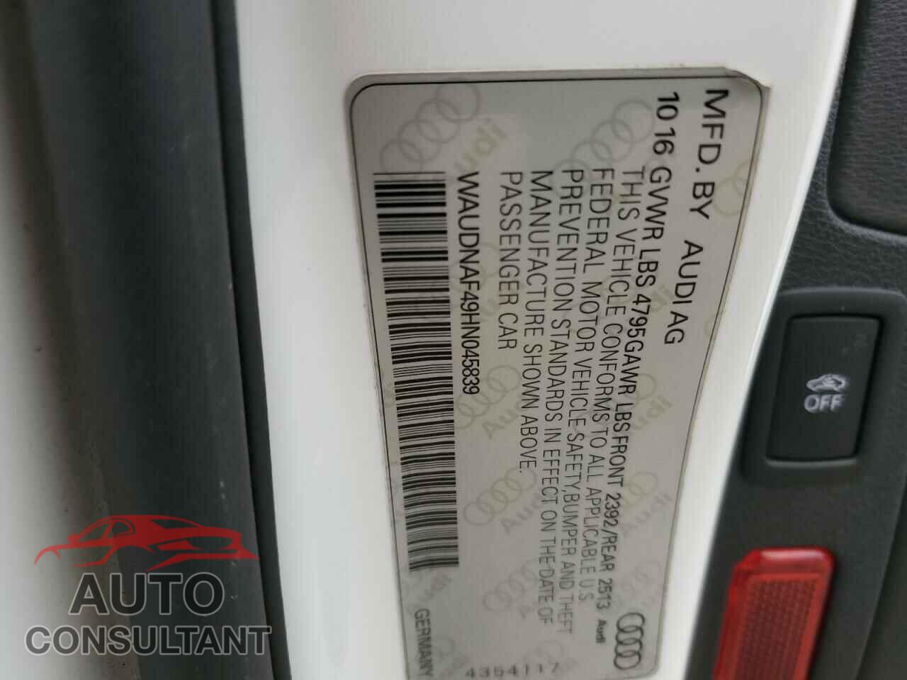 AUDI A4 2017 - WAUDNAF49HN045839