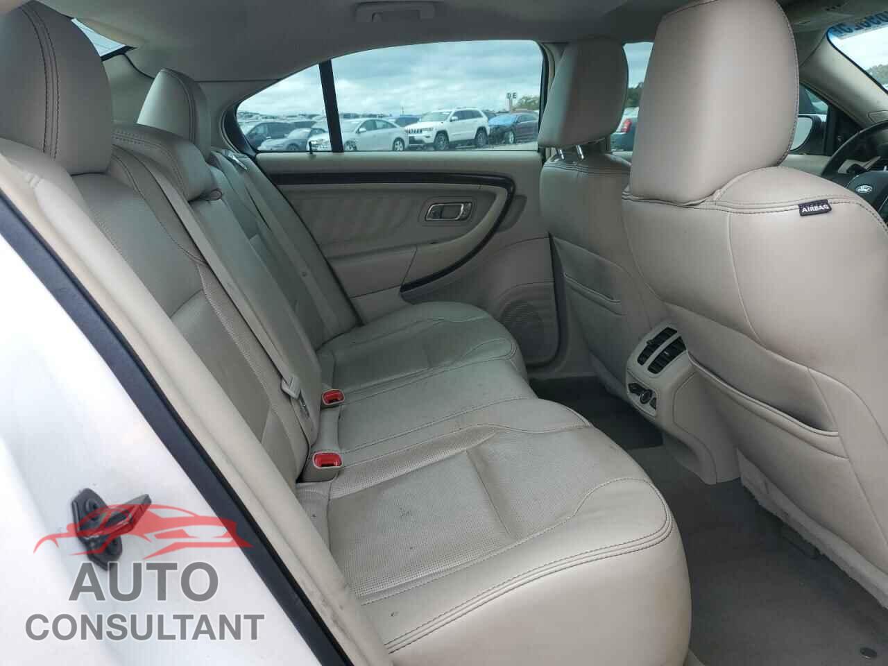 FORD TAURUS 2011 - 1FAHP2FW6BG126868